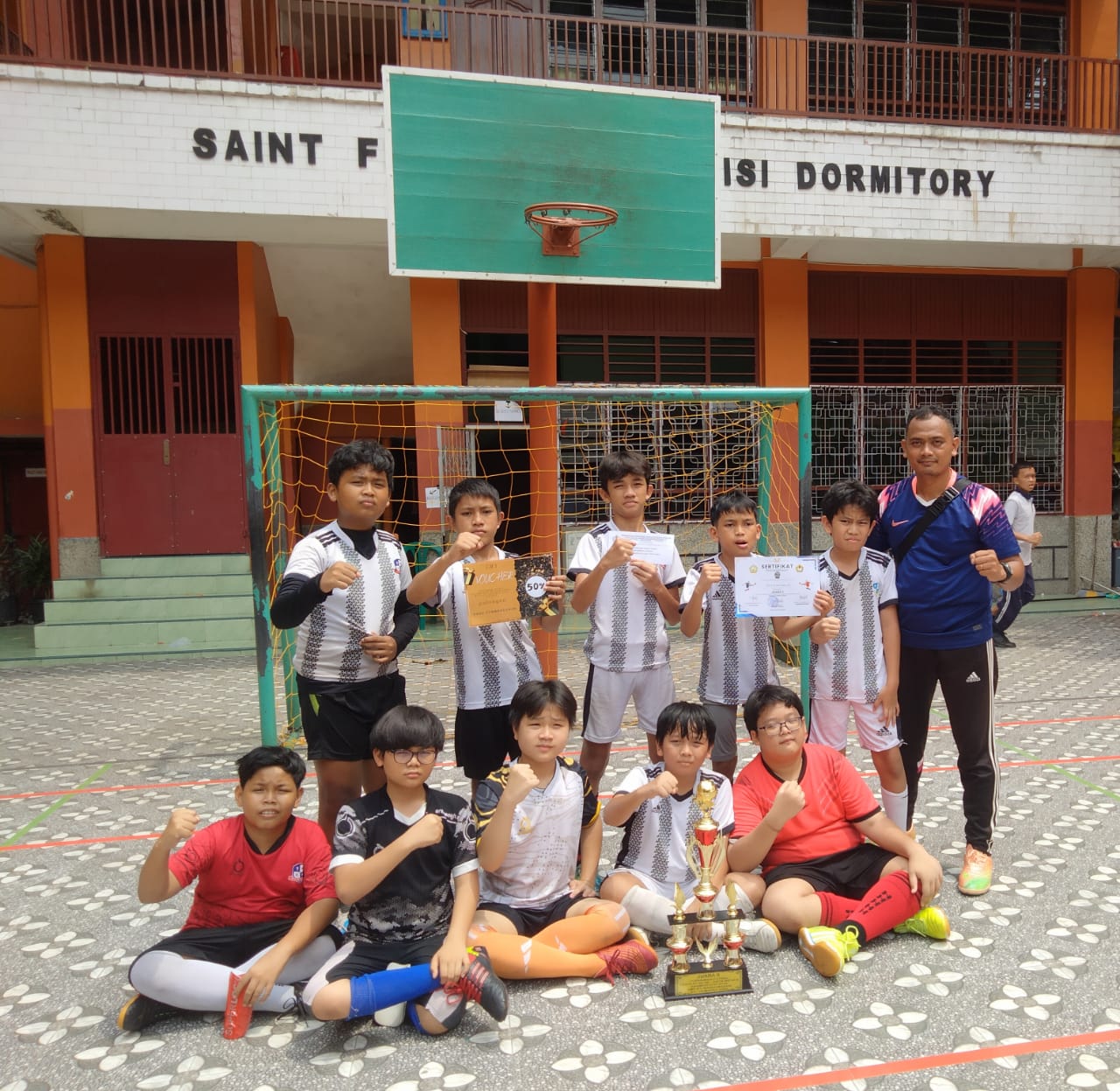 Juara 2 Futsal Sekolah ST. MARIA